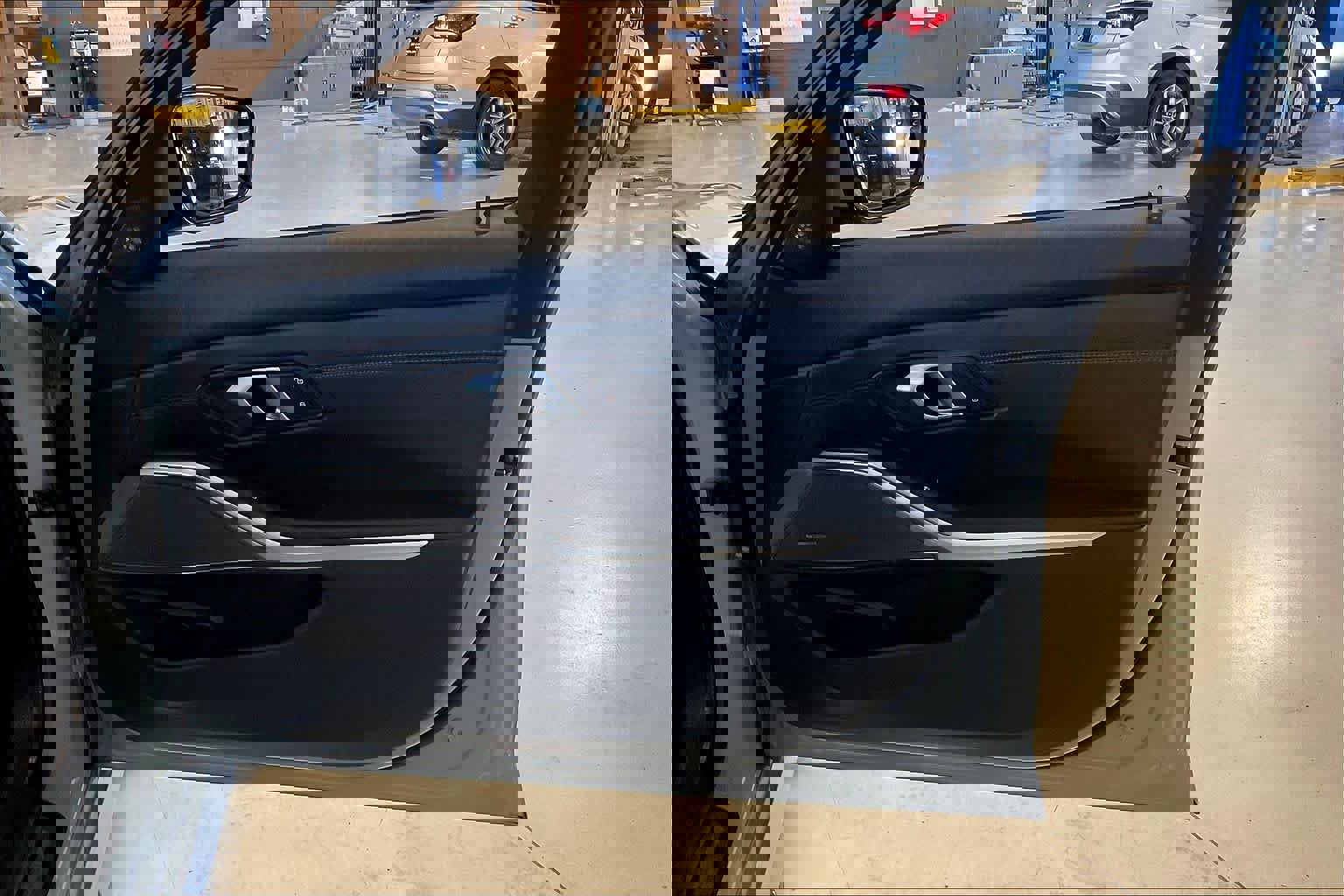 Used 2024 BMW 330e w/ Premium Package image 21