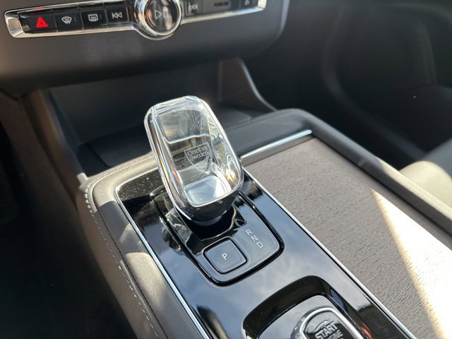 New 2026 Volvo XC90 T8 Plus image 14