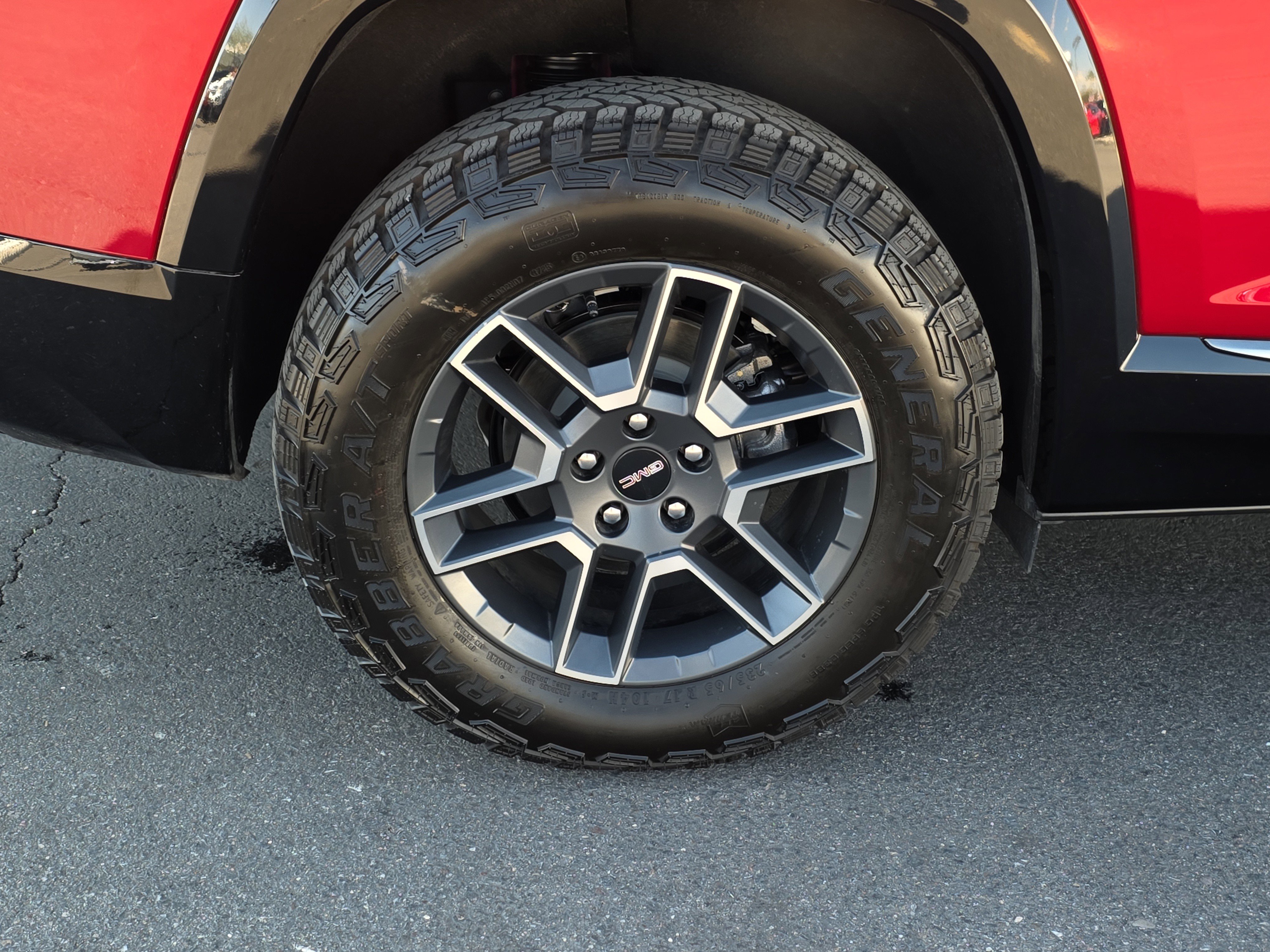 Used 2026 GMC Terrain AT4 w/ Convenience Package III image 10