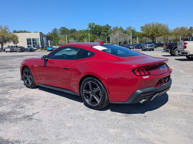 Used 2024 Ford Mustang Coupe image 7
