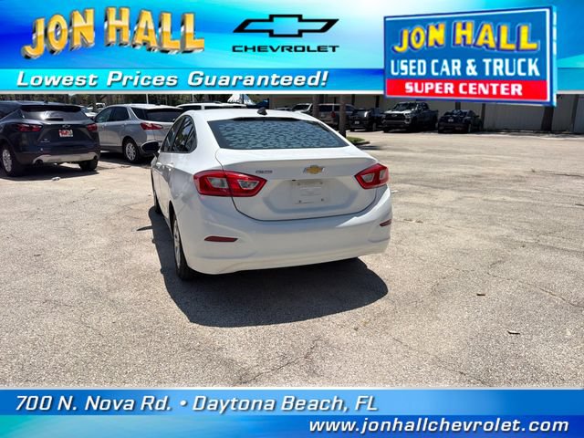 Used 2017 Chevrolet Cruze LS FWD image 8