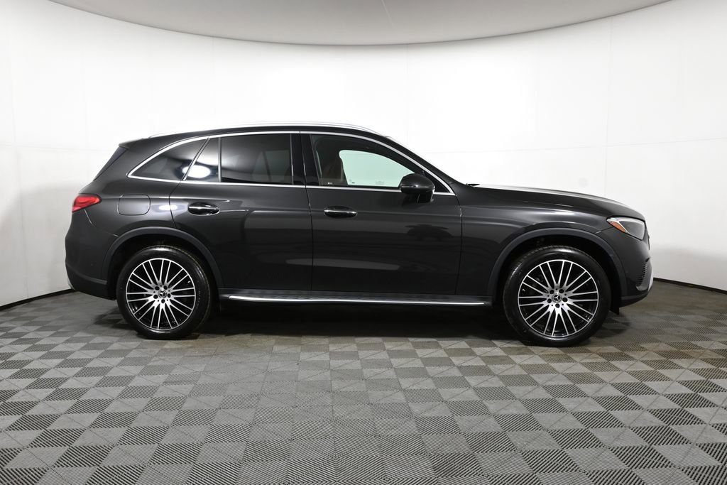 Used 2023 Mercedes-Benz GLC 300 4MATIC image 8