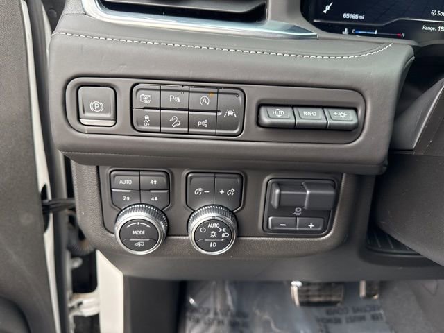 Used 2023 GMC Yukon Denali Ultimate image 12