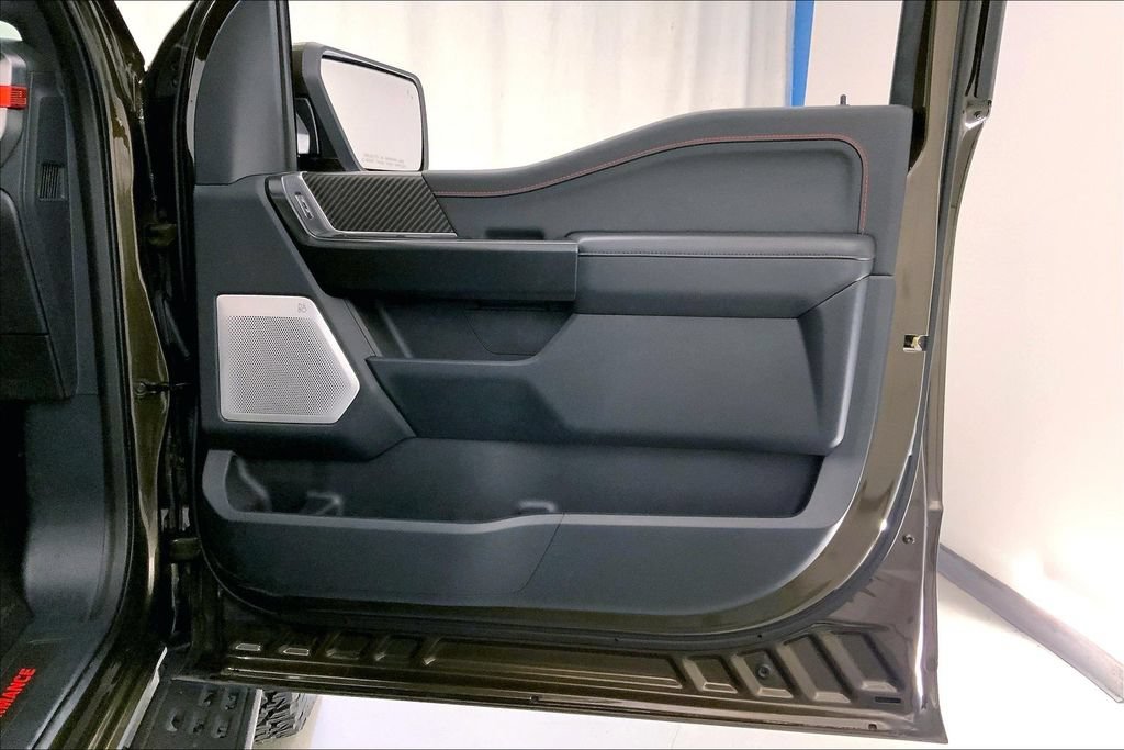 Used 2025 Ford F150 Raptor AWD/4WD image 25