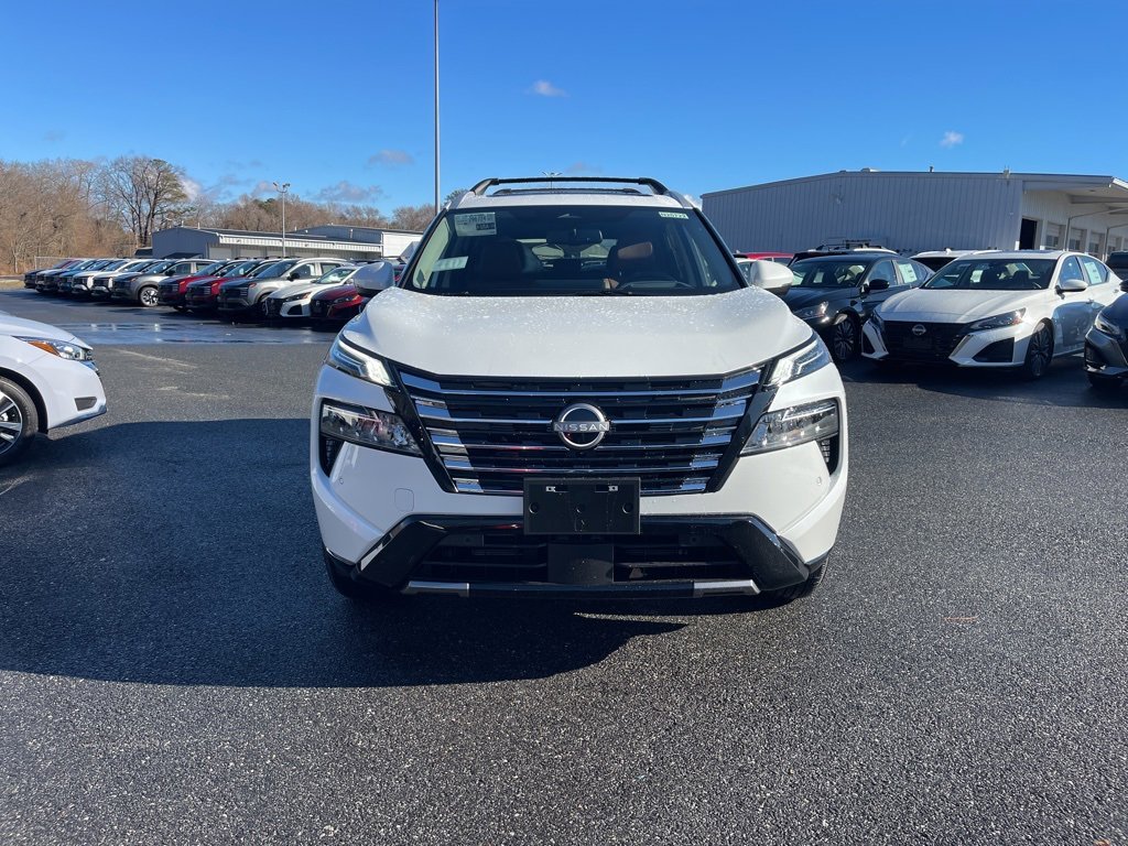 New 2026 Nissan Rogue Platinum image 3