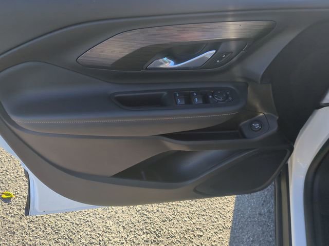 Used 2022 GMC Terrain SLE w/ Driver Convenience Package image 12