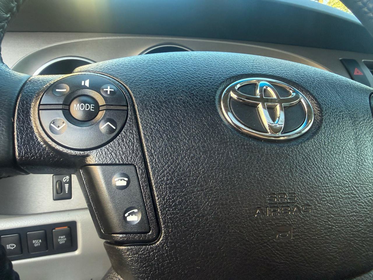 Used 2010 Toyota Sequoia Limited AWD/4WD image 50