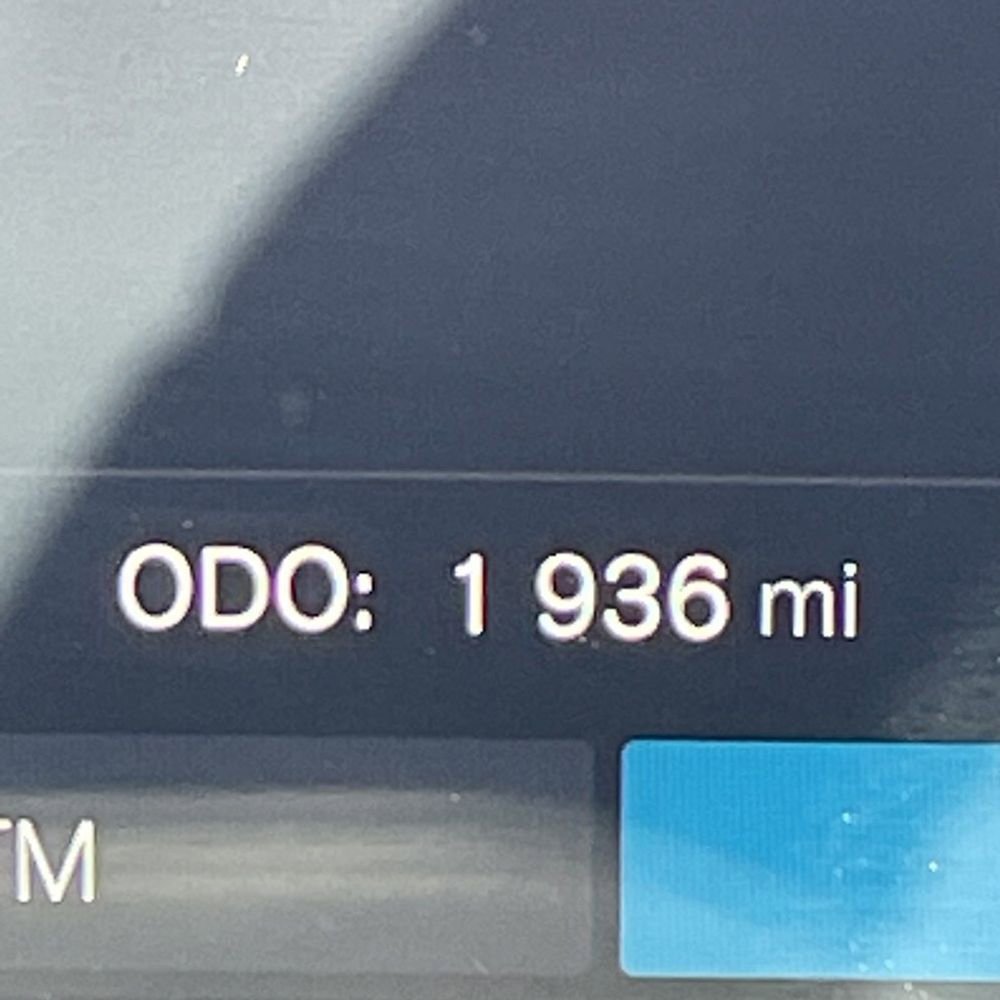 Used 2023 Volvo XC60 B6 Ultimate w/ Climate Package image 33