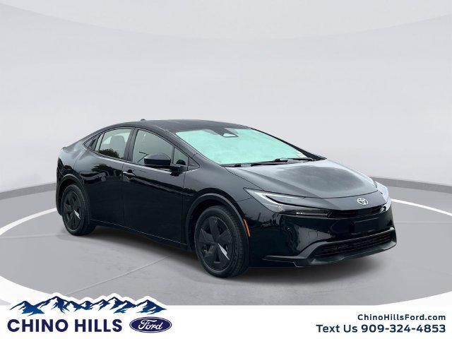 Used 2025 Toyota Prius LE