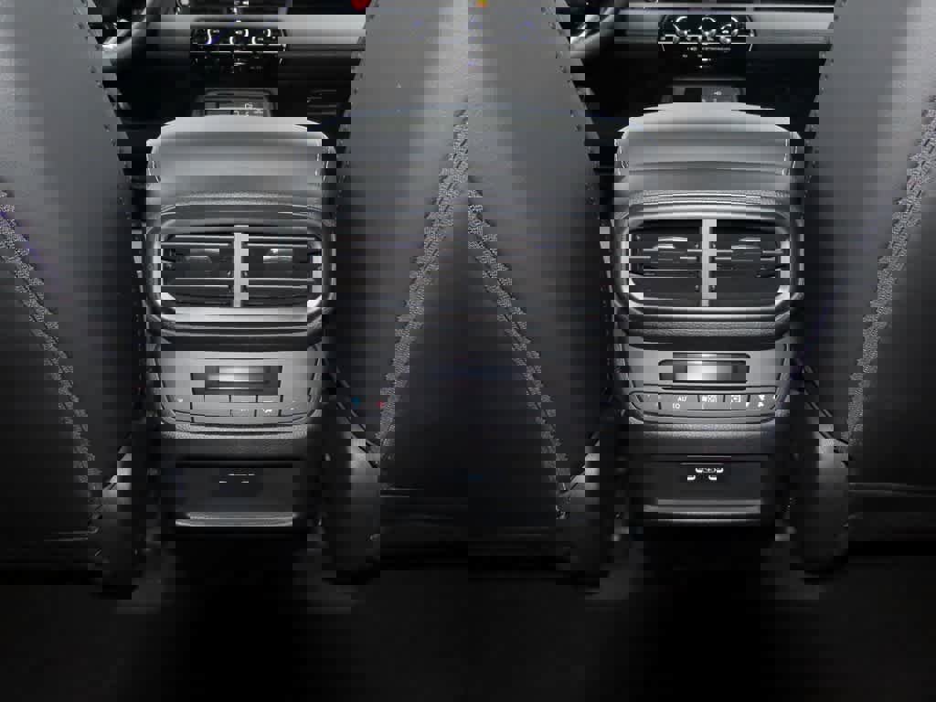 New 2025 Honda Pilot Touring image 26