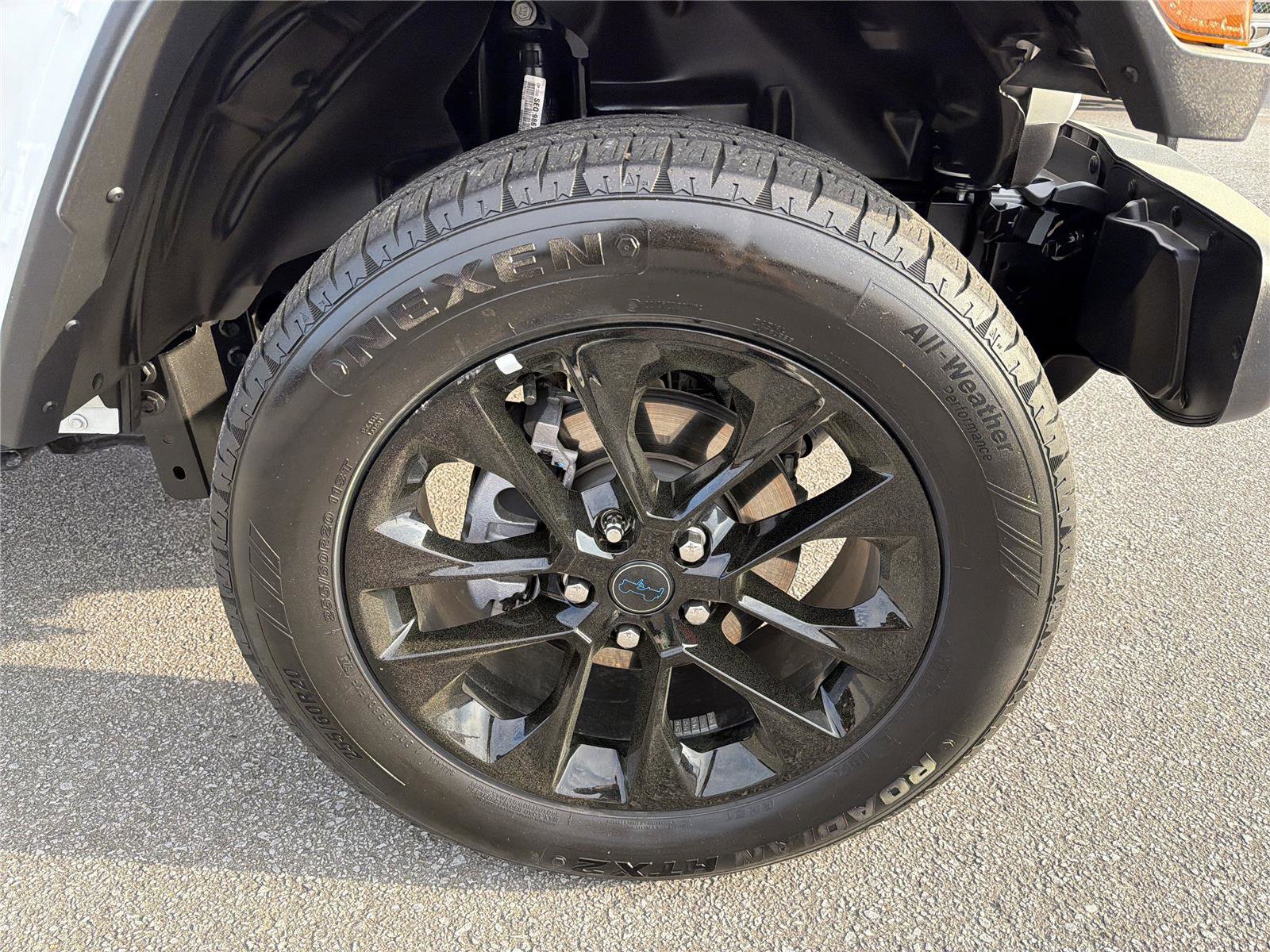 Used 2025 Jeep Wrangler Sahara w/ Safety Group image 12