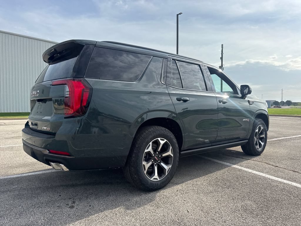 New 2026 GMC Yukon AT4 Ultimate w/ LPO, Floor Liner Package AWD/4WD image 6