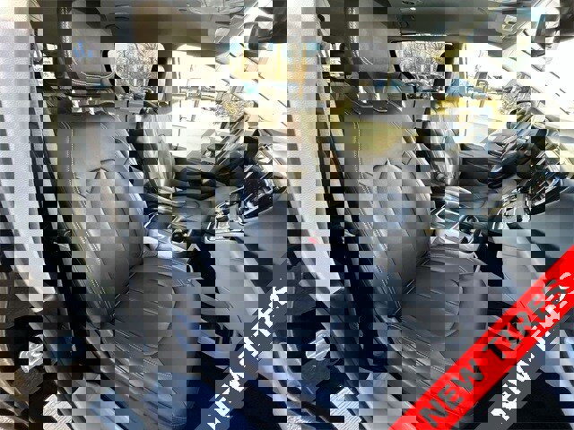 Certified 2024 Chrysler Pacifica Touring-L image 25