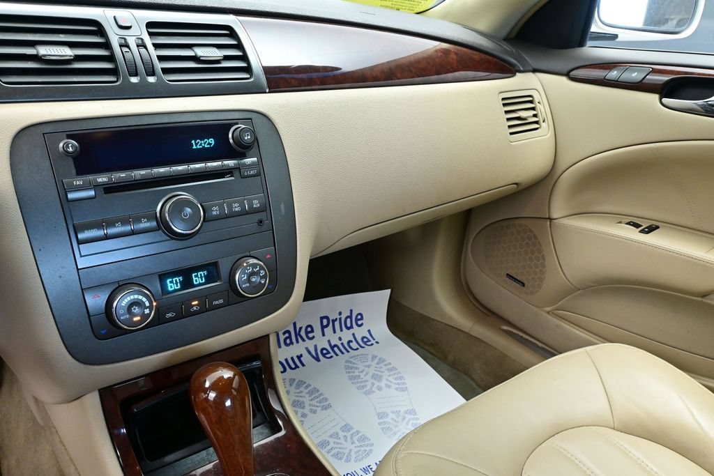 Used 2008 Buick Lucerne CXL w/ Ultra Confidence Package FWD image 18