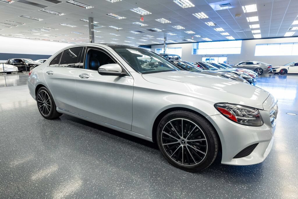 Used 2021 Mercedes-Benz C 300 Sedan w/ Premium Package image 4