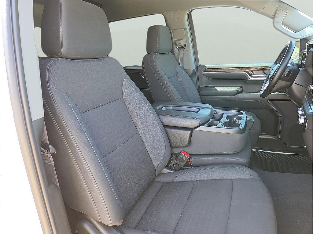Used 2024 GMC Sierra 1500 Elevation RWD image 9