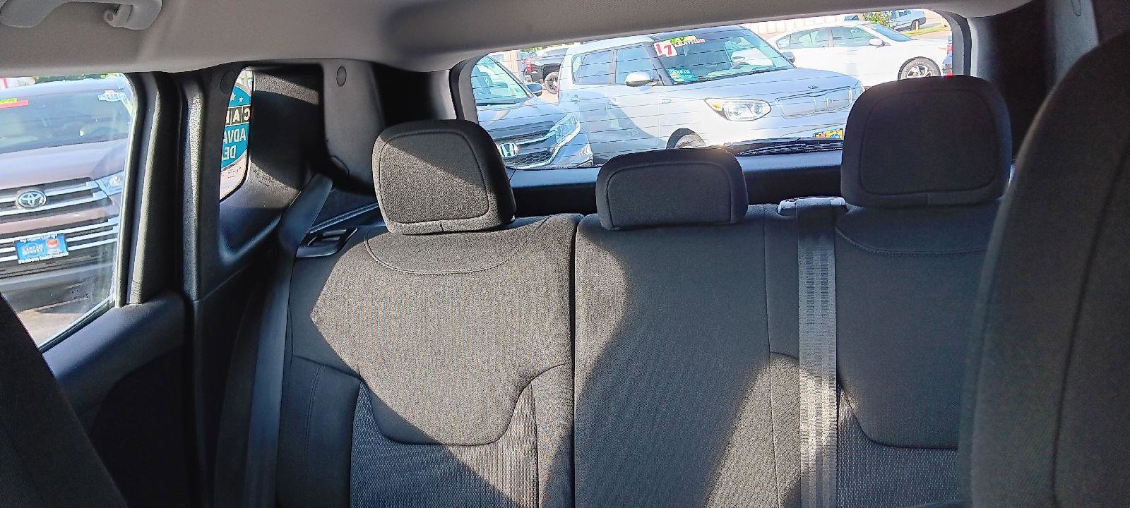 Used 2019 Jeep Renegade Sport image 21