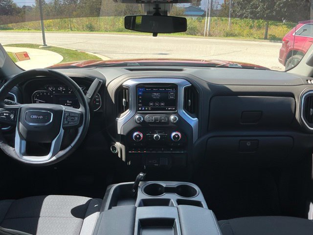 Used 2022 GMC Sierra 1500 SLE w/ Driver Alert Package II AWD/4WD image 20