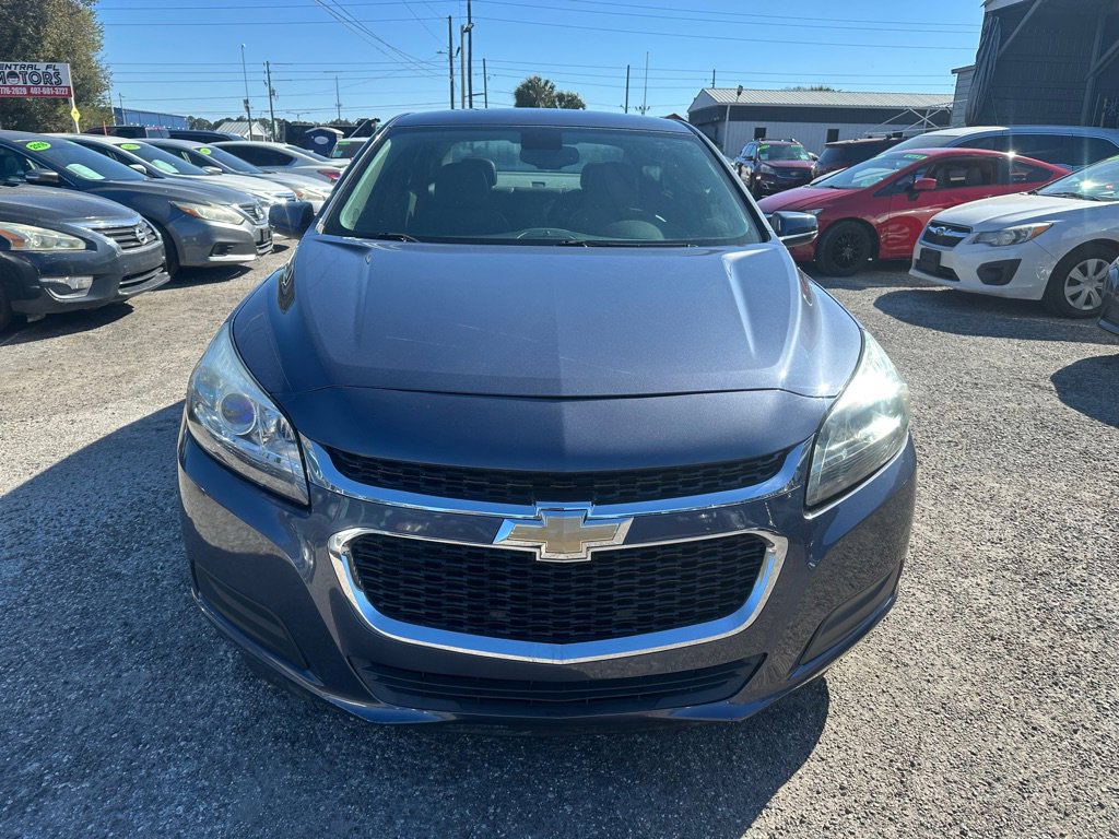 Used 2015 Chevrolet Malibu LT w/ Power Convenience Package image 2