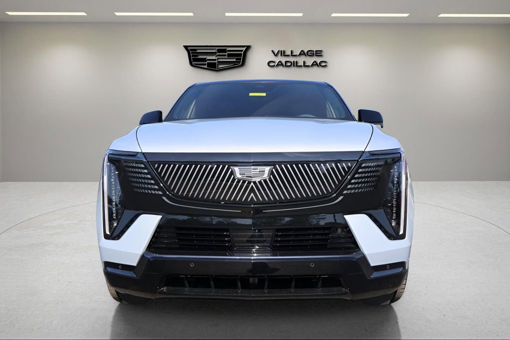 New 2025 Cadillac Escalade IQ Sport 2 w/ LPO, ONYX Package image 8