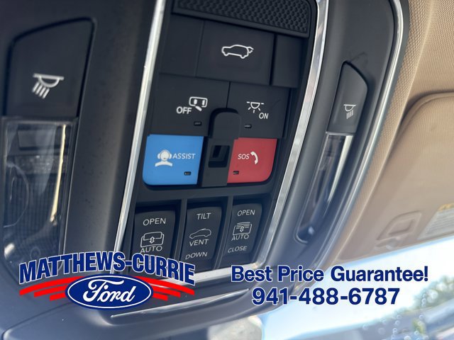 Used 2022 Jeep Grand Cherokee L Limited w/ Luxury Tech Group II RWD image 24