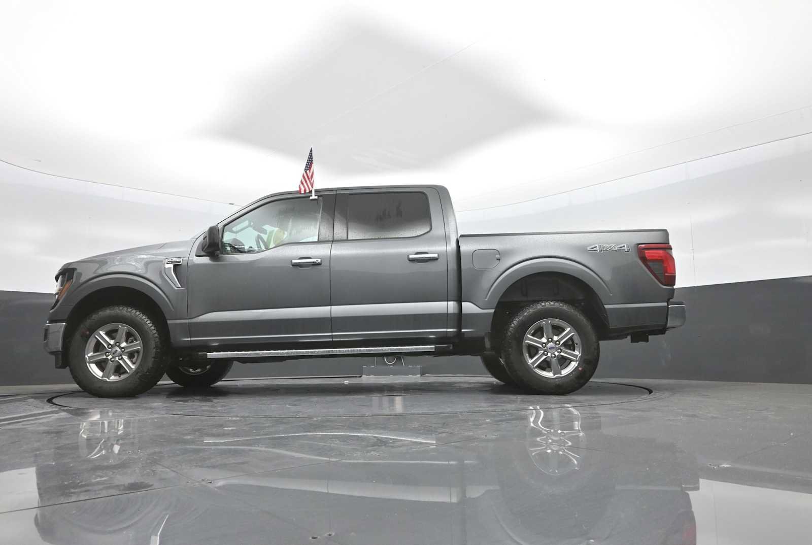 Used 2025 Ford F150 XLT w/ Equipment Group 301A Standard AWD/4WD image 44