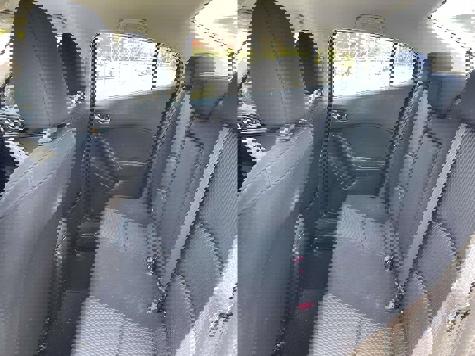 Used 2014 MAZDA MAZDA3 i Touring w/ Technology Package image 15