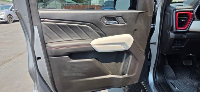 Used 2024 GMC Canyon AT4X image 8