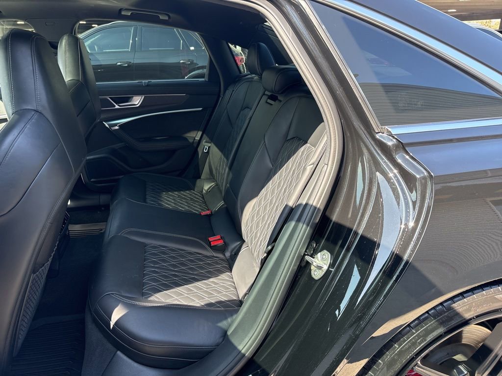 Used 2024 Audi S6 Prestige image 14