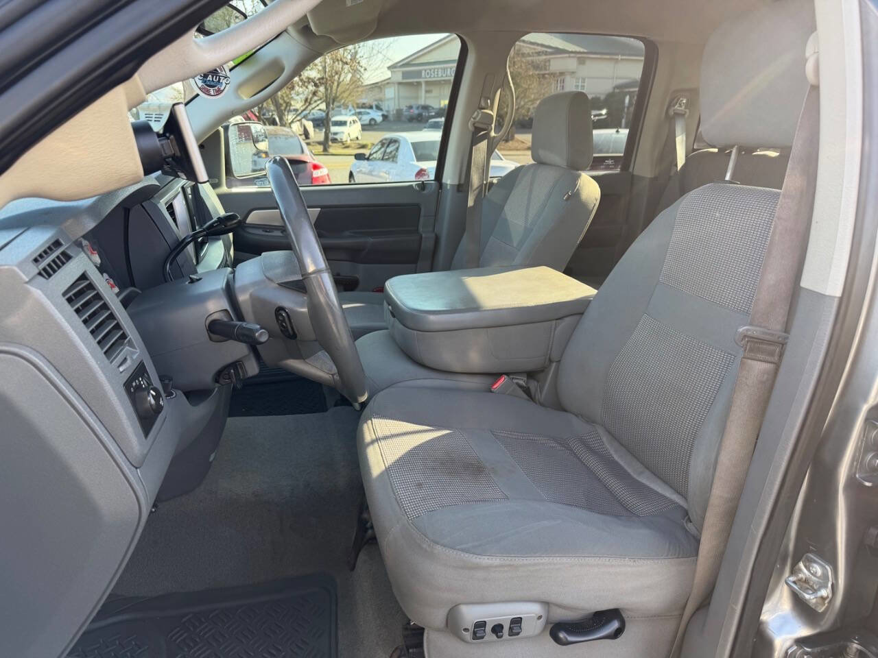 Used 2009 Dodge Ram 3500 Truck SLT w/ Popular Equipment Group image 7