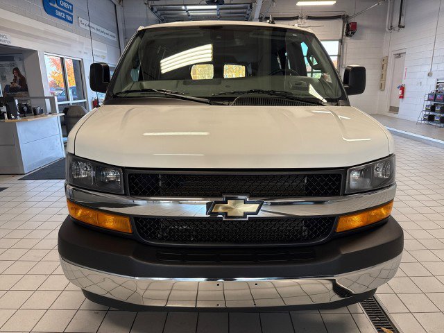 Used 2024 Chevrolet Express 3500 LT w/ LT Preferred Equipment Group image 8