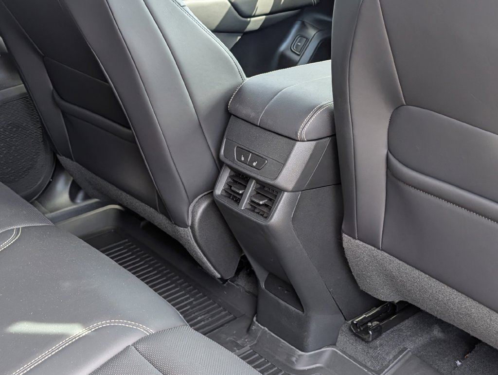 New 2027 GMC Terrain Elevation w/ Elevation Premium Package AWD/4WD image 30