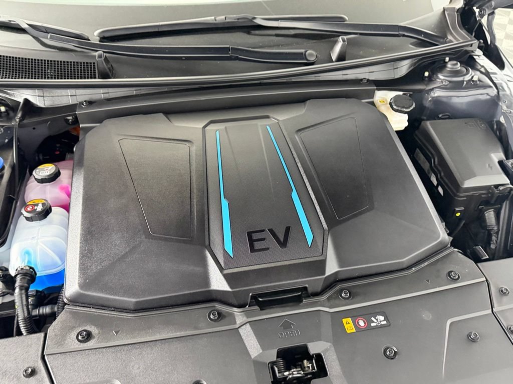 Used 2024 Hyundai Ioniq 5 SE RWD image 33