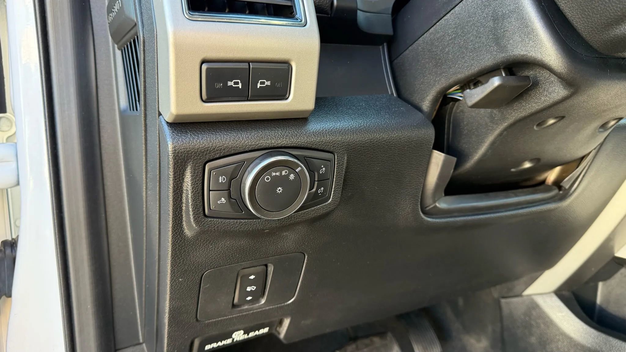 Used 2021 Ford F250 Lariat image 16