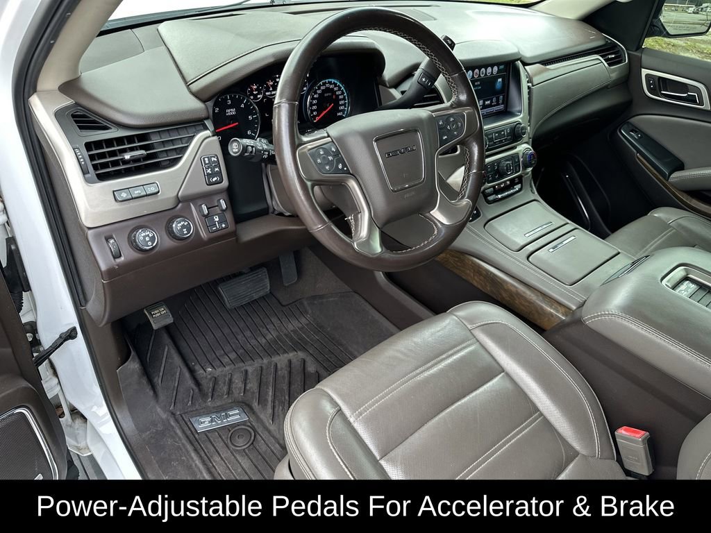 Used 2019 GMC Yukon Denali w/ Denali Ultimate Package AWD/4WD image 14