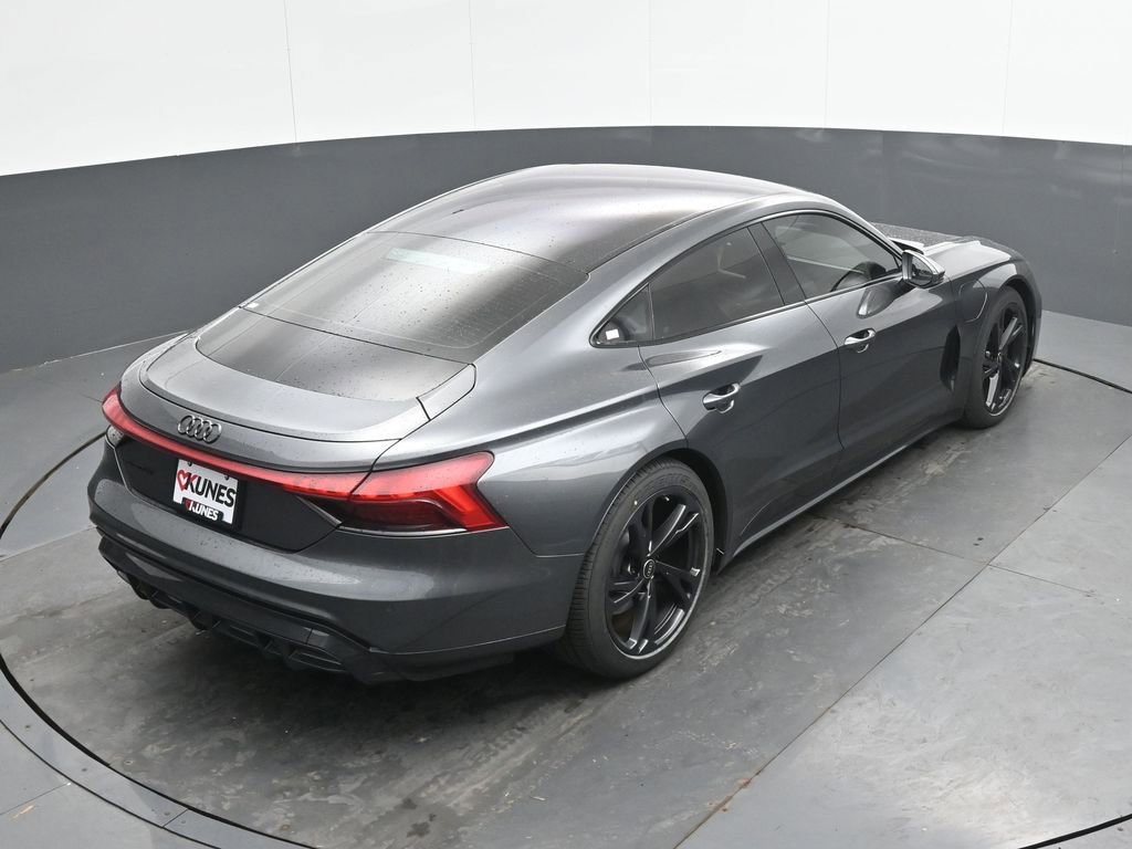 Used 2023 Audi e-tron GT Premium Plus AWD/4WD image 33
