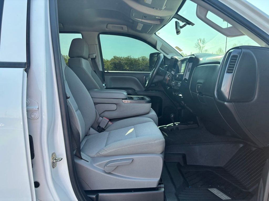 Used 2019 GMC Sierra 2500 4x4 Crew Cab w/ Sierra Convenience Package image 18