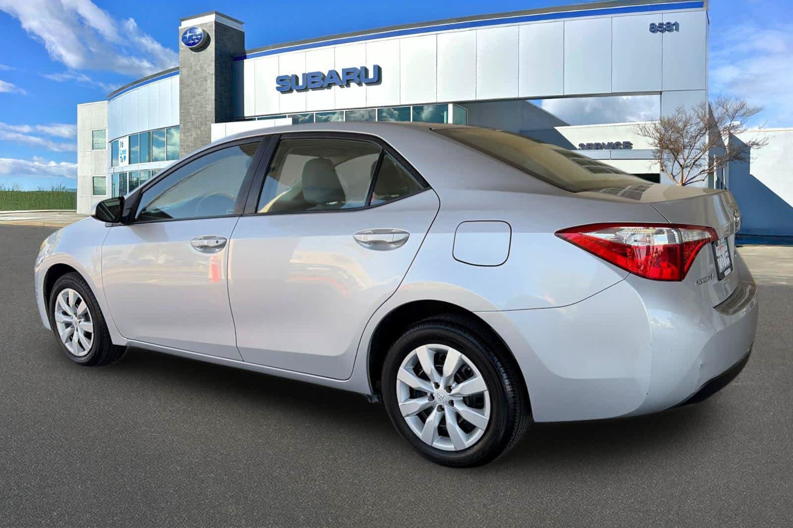Used 2016 Toyota Corolla LE FWD image 8