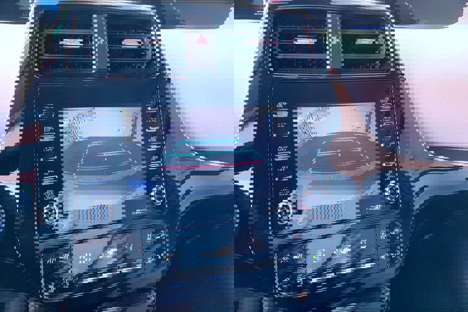 Used 2022 Toyota Prius L Eco image 29