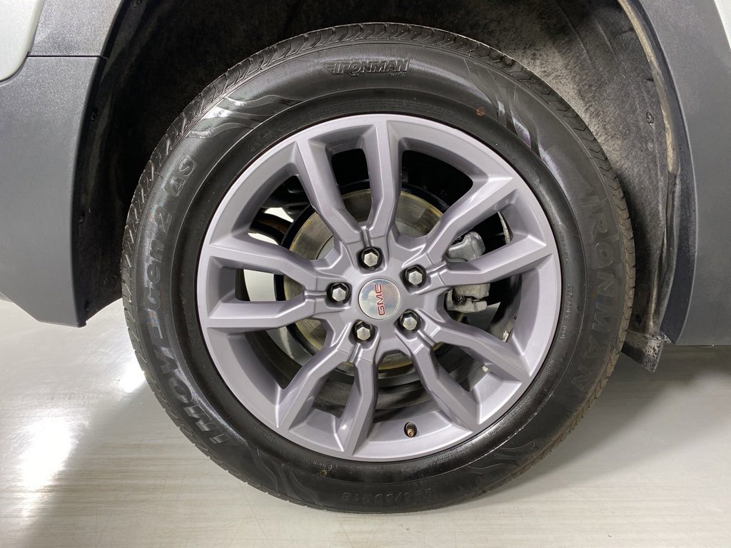 Used 2023 GMC Terrain SLT image 10