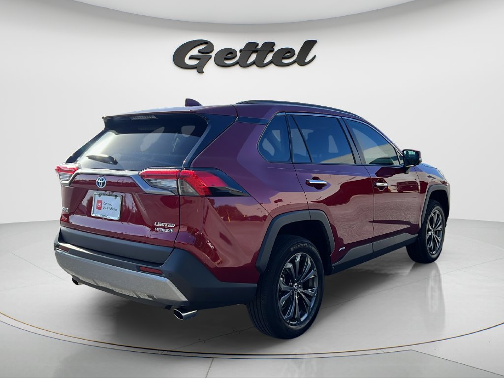 Used 2023 Toyota RAV4 Limited AWD/4WD image 5