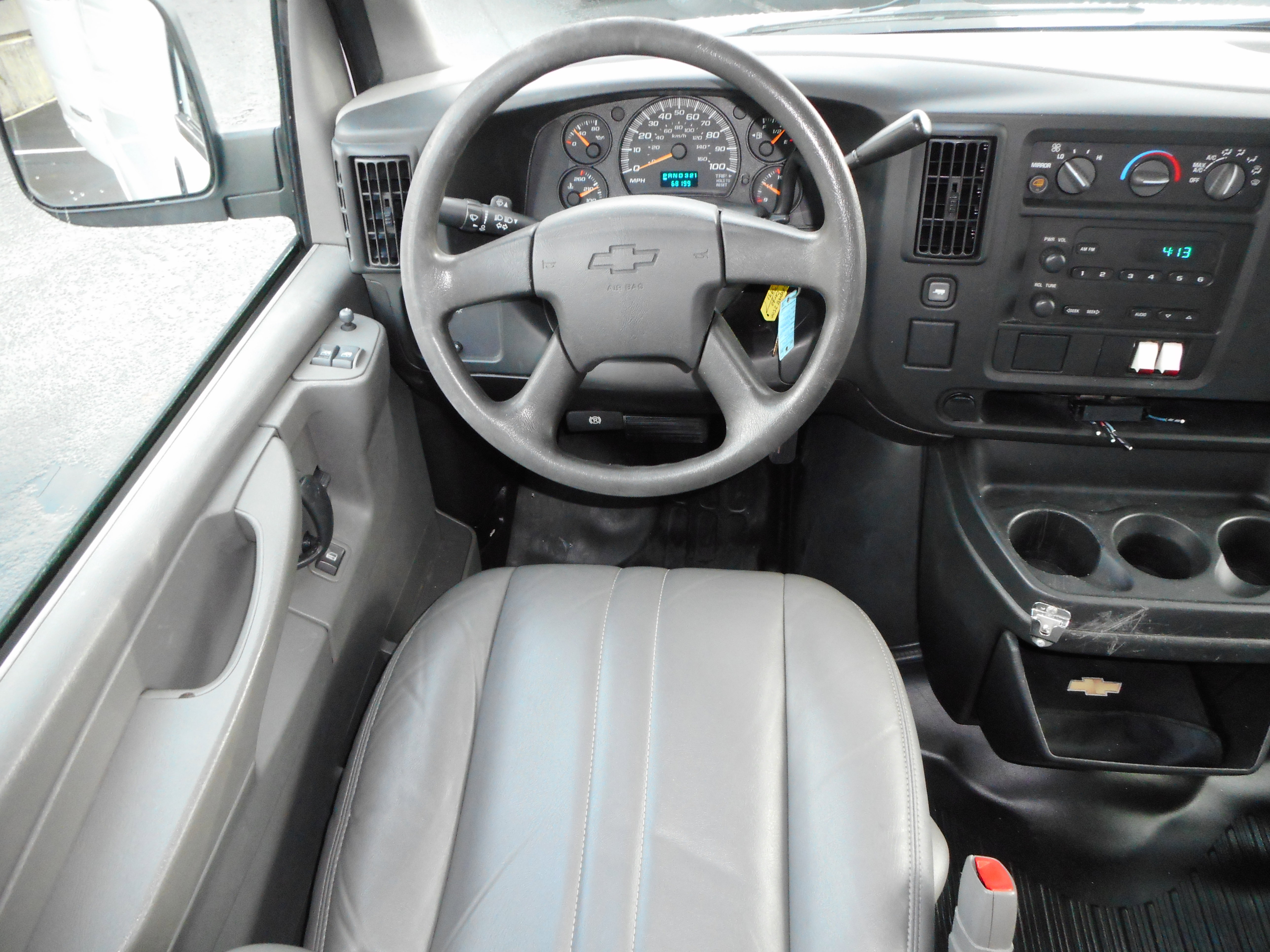Used 2006 Chevrolet Express 2500 w/ Power and Light Package image 19