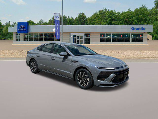New 2026 Hyundai Sonata Blue FWD image 4