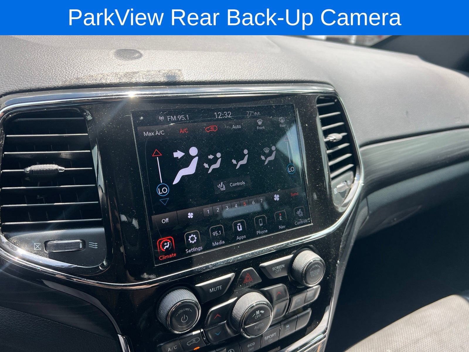 Used 2022 Jeep Grand Cherokee Laredo X RWD image 17