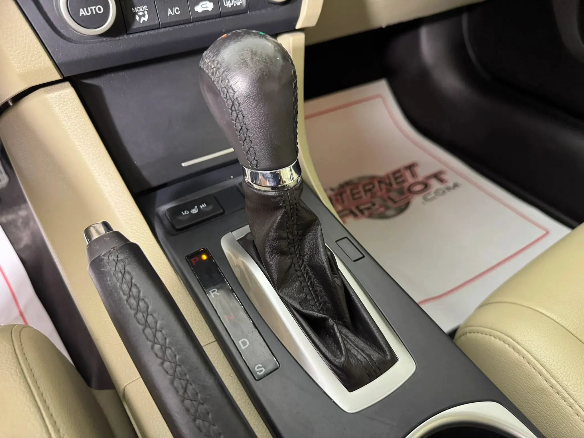 Used 2017 Acura ILX FWD image 21