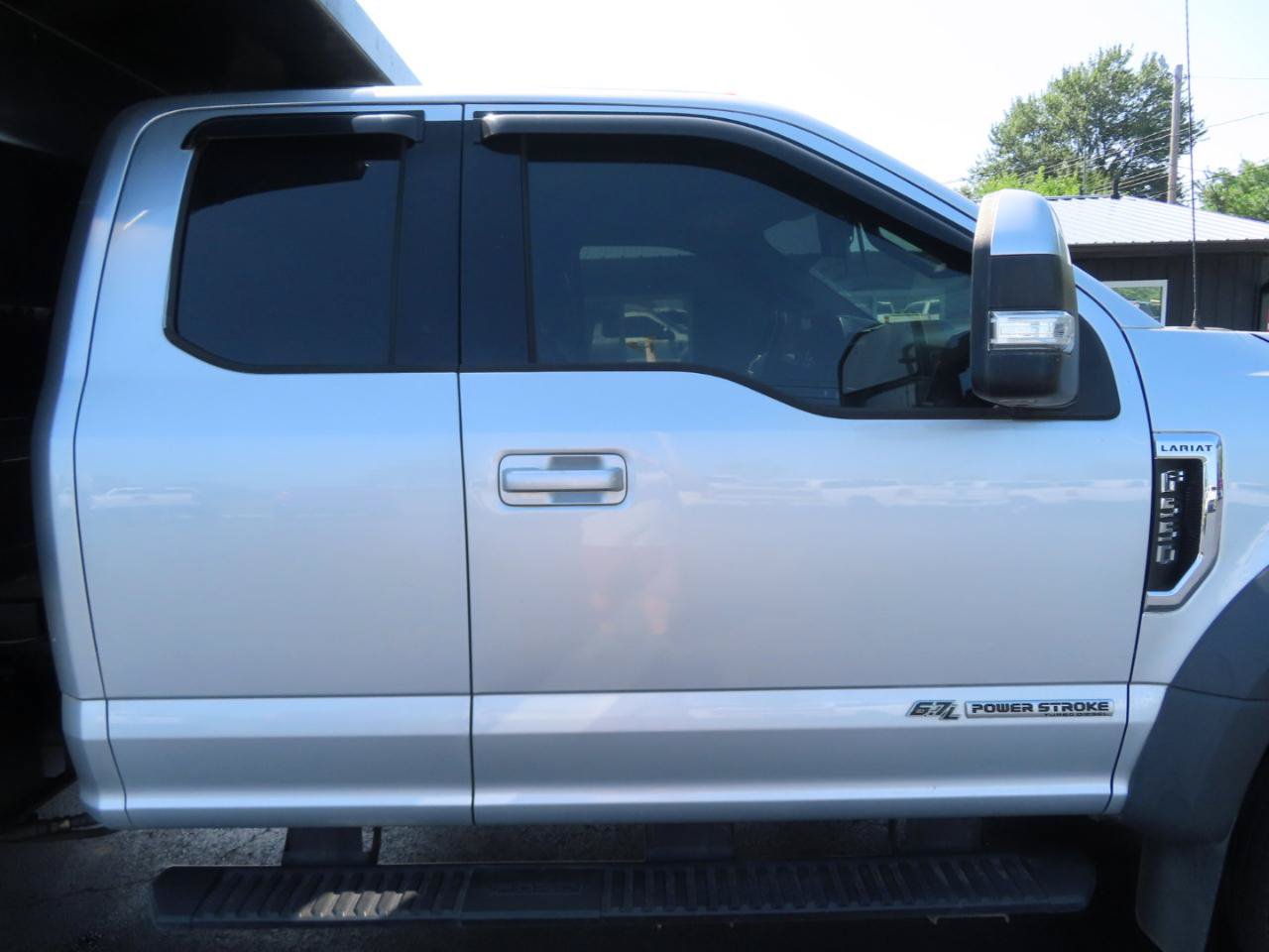 Used 2017 Ford F550 4x4 SuperCab Super Duty image 20