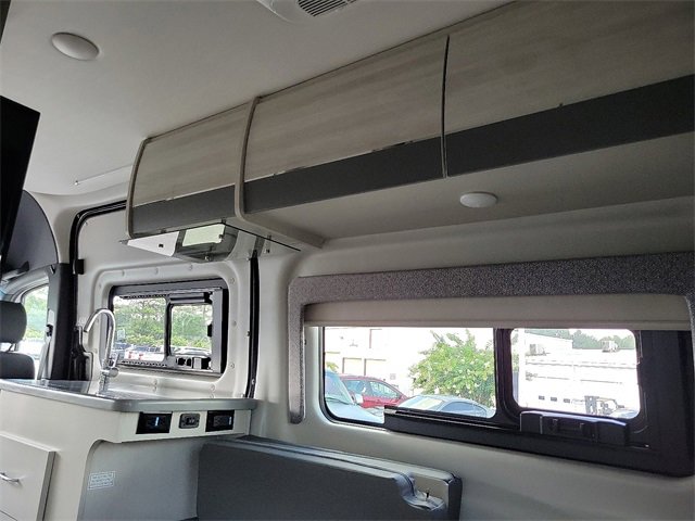 Used 2022 Mercedes-Benz Sprinter 2500 image 28