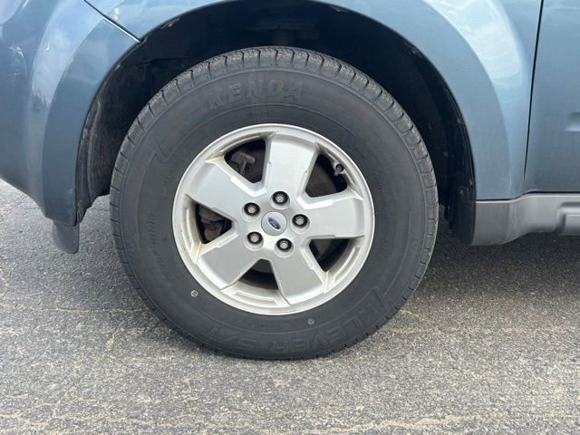Used 2011 Ford Escape XLT w/ 202A Rapid Spec Order Code image 9