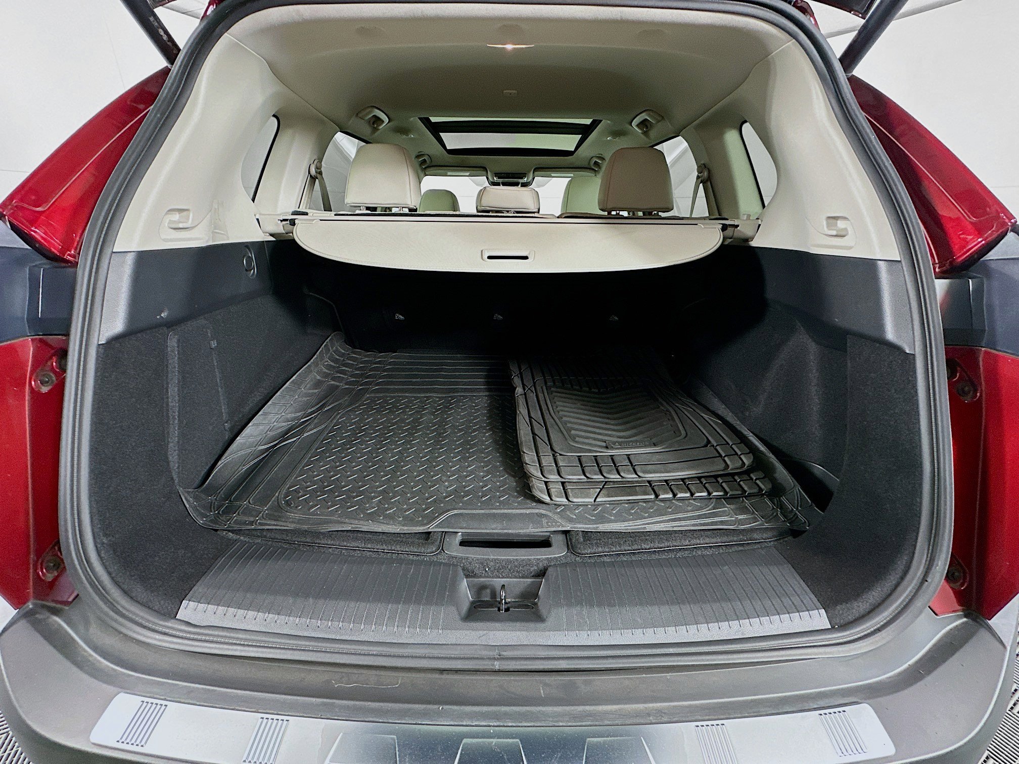 Used 2022 Nissan Rogue SL w/ SL Premium Package image 34