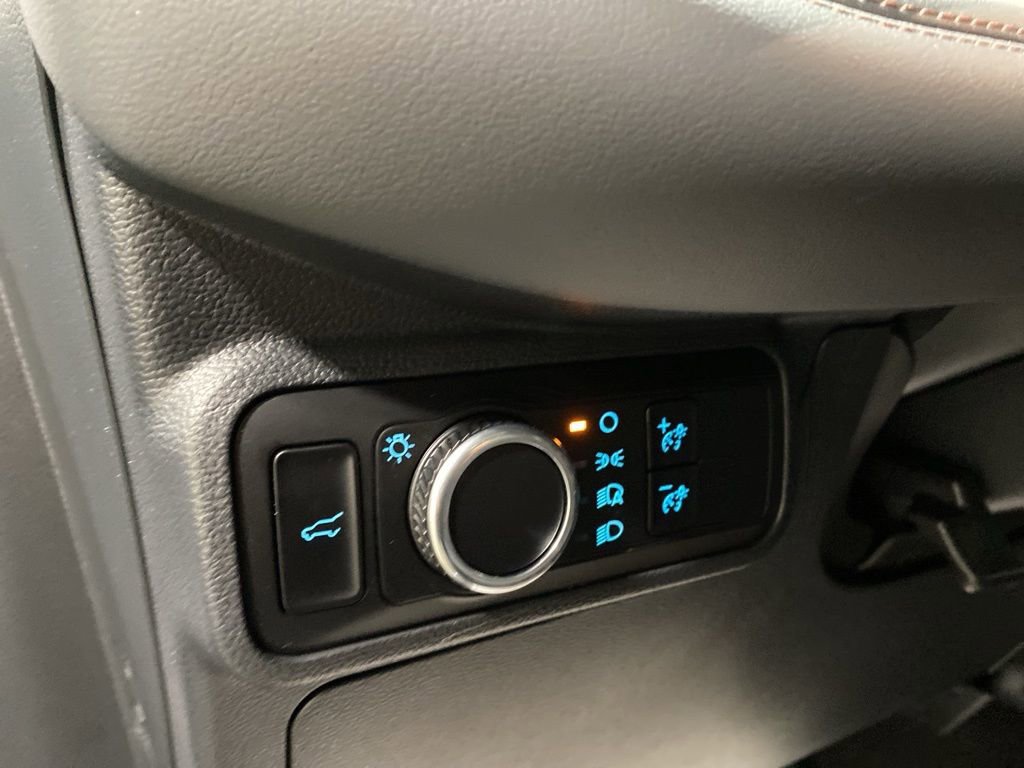 Used 2025 Ford Explorer Active image 20